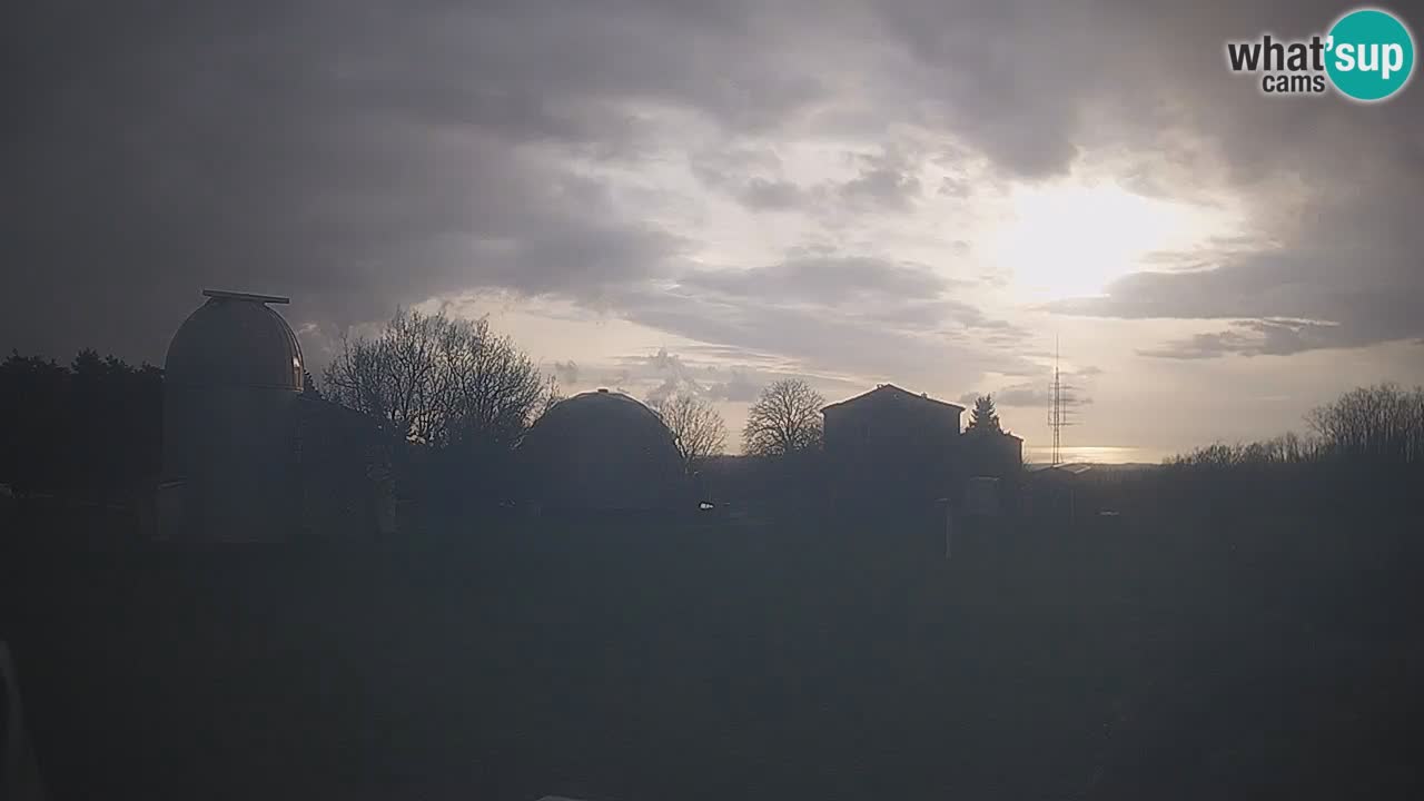 Višnjan Observatory Live Webcam – Explore the Sky, Asteroids, Comets, and Meteoroids