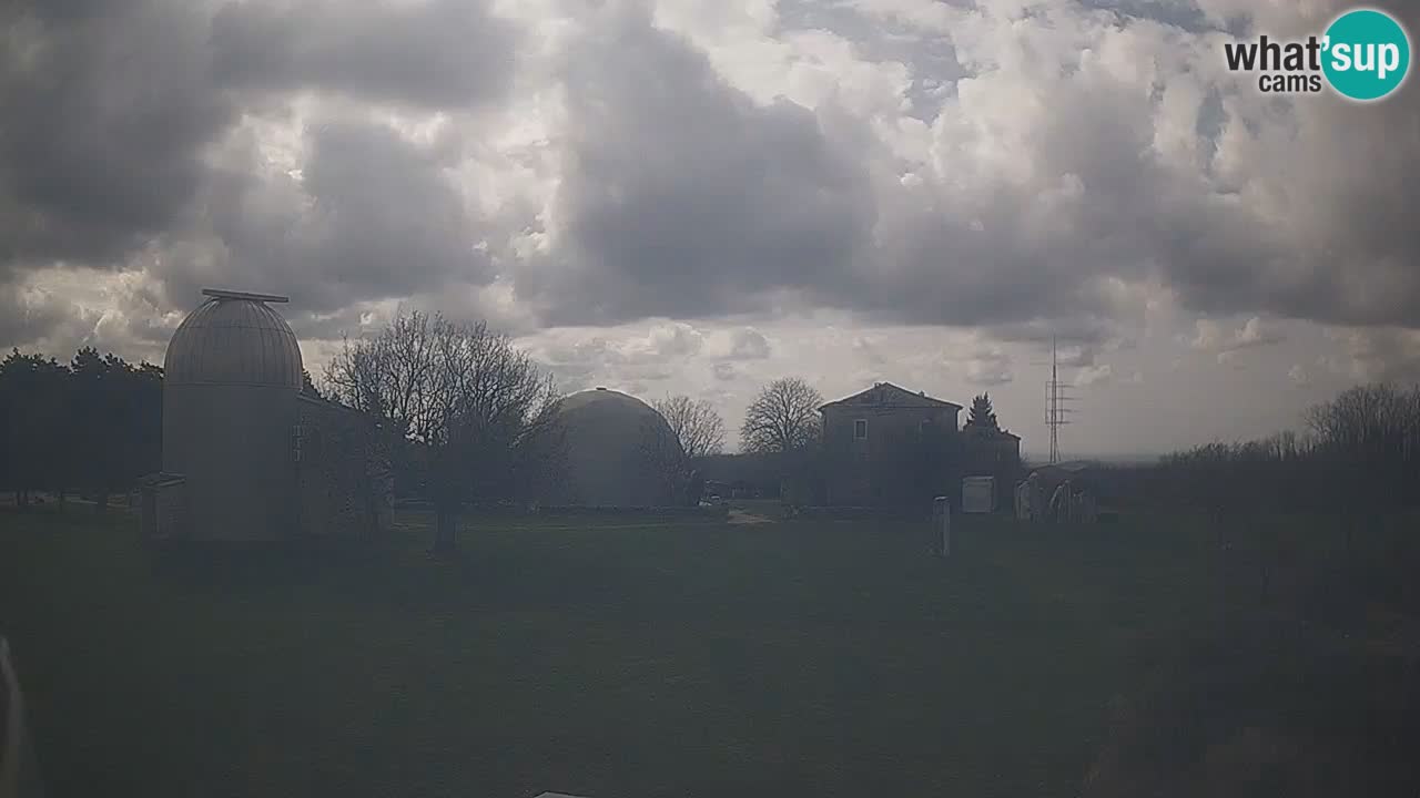 Višnjan Observatory Live Webcam – Explore the Sky, Asteroids, Comets, and Meteoroids