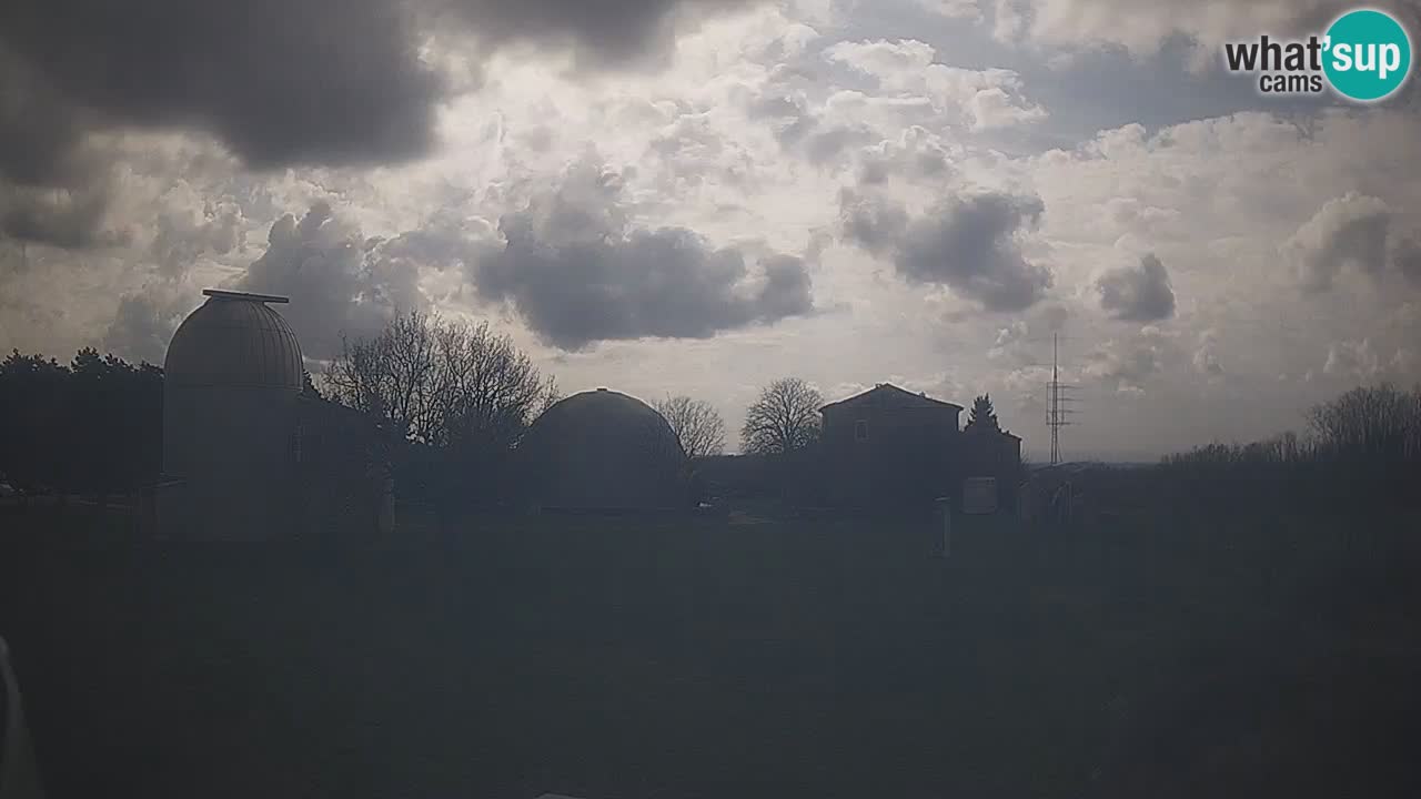 Višnjan-Observatorium Live Webcam – Explore the Sky, Asteroids, Comets, and Meteoroids