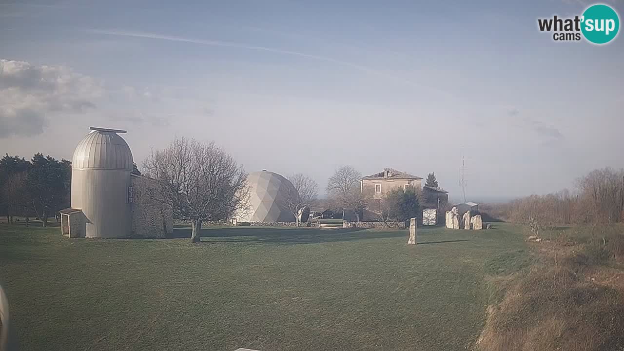 Višnjan Observatory Live Webcam – Explore the Sky, Asteroids, Comets, and Meteoroids