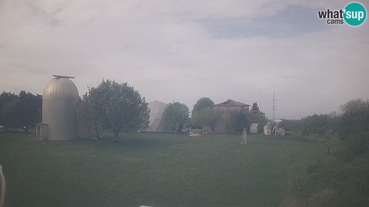 Višnjan Observatory Live Webcam – Explore the Sky, Asteroids, Comets, and Meteoroids