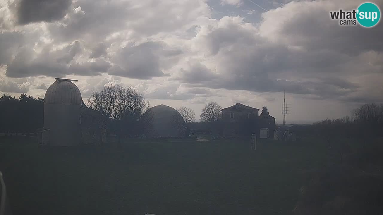 Cámara web en vivo del Observatorio de Višnjan: explora el cielo, los asteroides, cometas y meteoroides