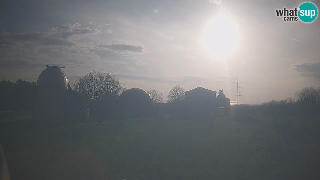 Višnjan Observatory Live Webcam – Explore the Sky, Asteroids, Comets, and Meteoroids