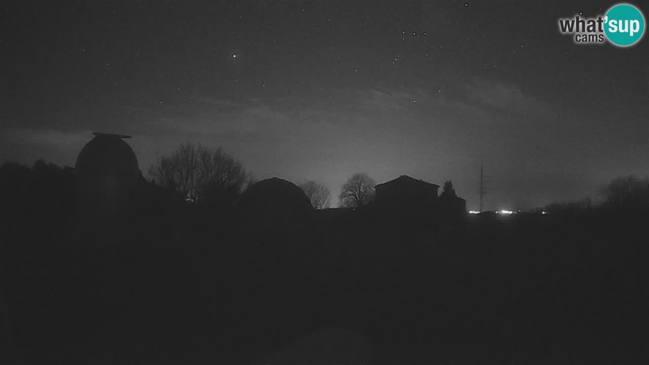 Cámara web en vivo del Observatorio de Višnjan: explora el cielo, los asteroides, cometas y meteoroides