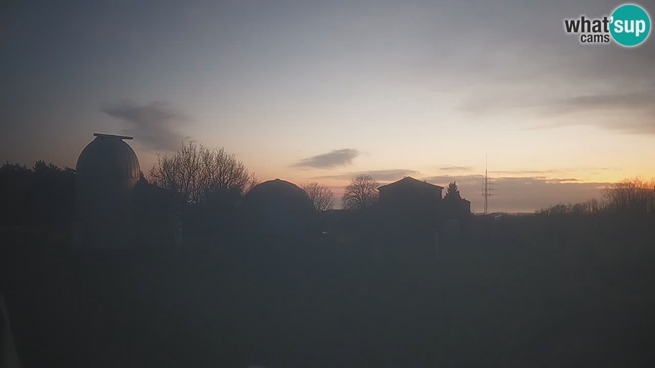 Višnjan Observatory Live Webcam – Explore the Sky, Asteroids, Comets, and Meteoroids