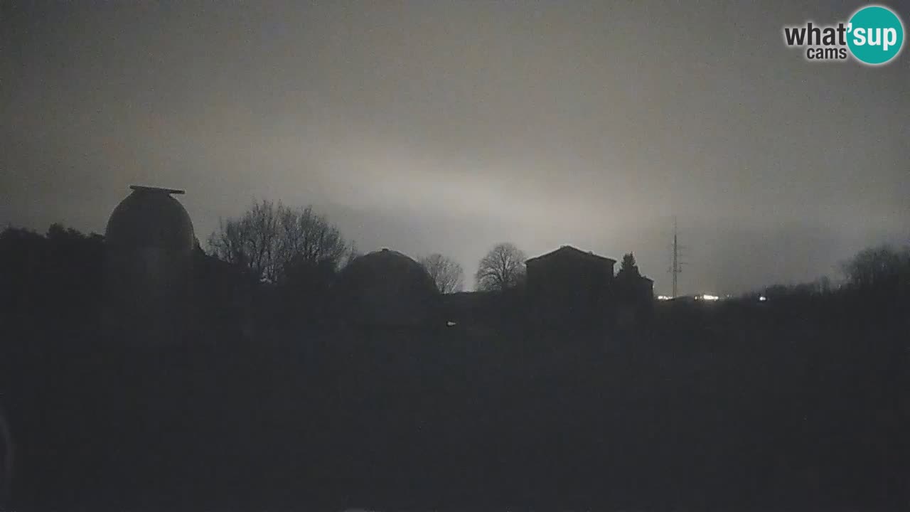 Višnjan-Observatorium Live Webcam – Explore the Sky, Asteroids, Comets, and Meteoroids