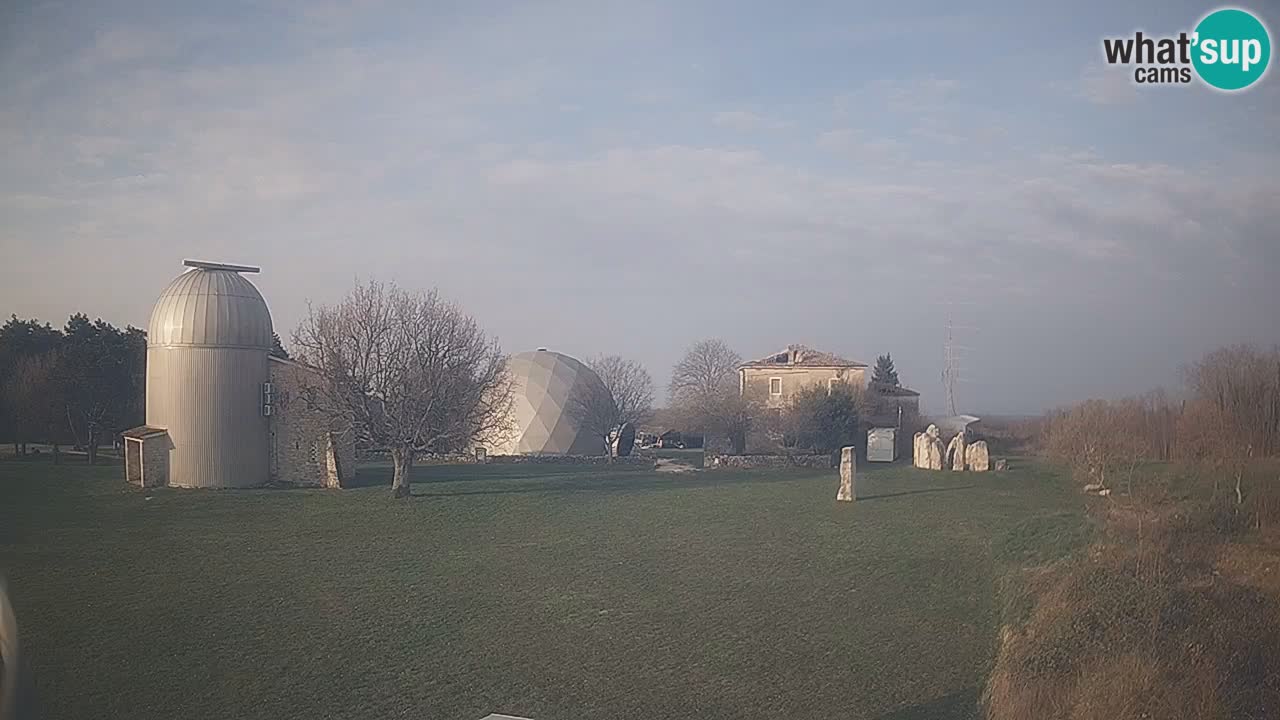 Višnjan Observatory Live Webcam – Explore the Sky, Asteroids, Comets, and Meteoroids