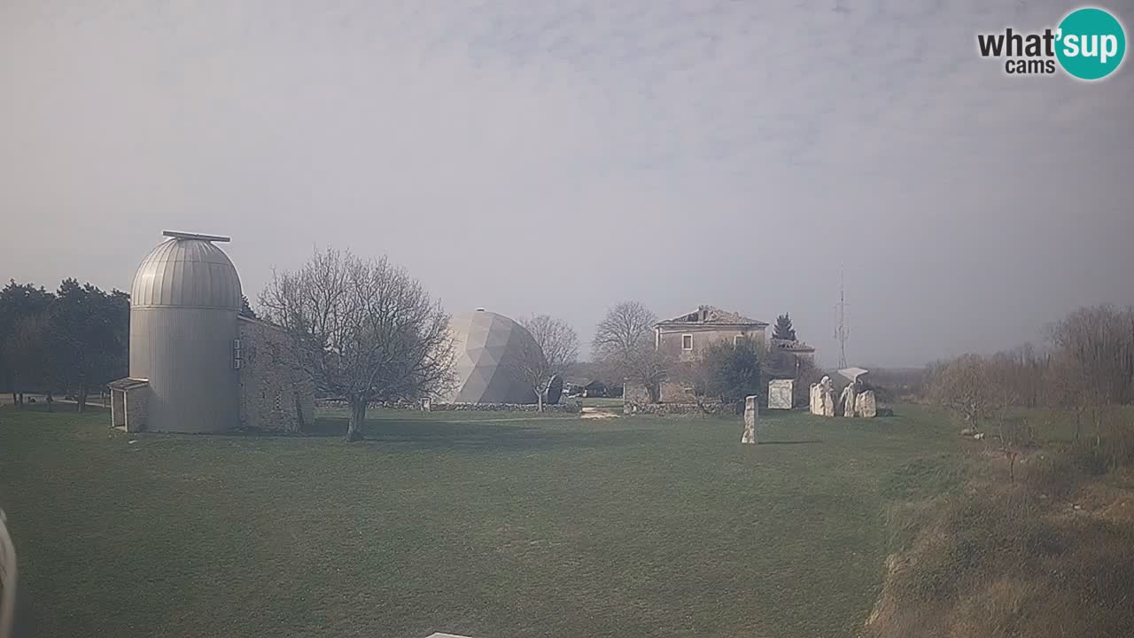 Višnjan Observatory Live Webcam – Explore the Sky, Asteroids, Comets, and Meteoroids