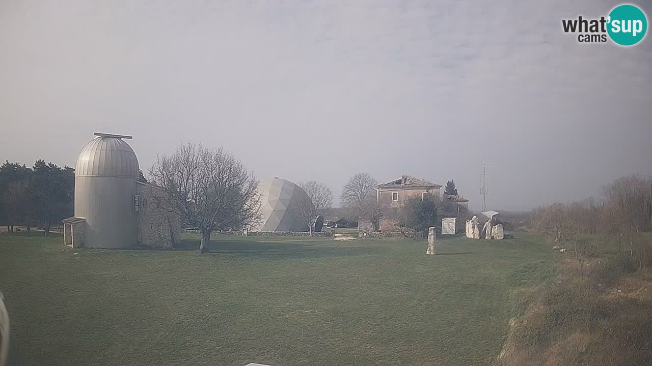 Višnjan Observatory Live Webcam – Explore the Sky, Asteroids, Comets, and Meteoroids