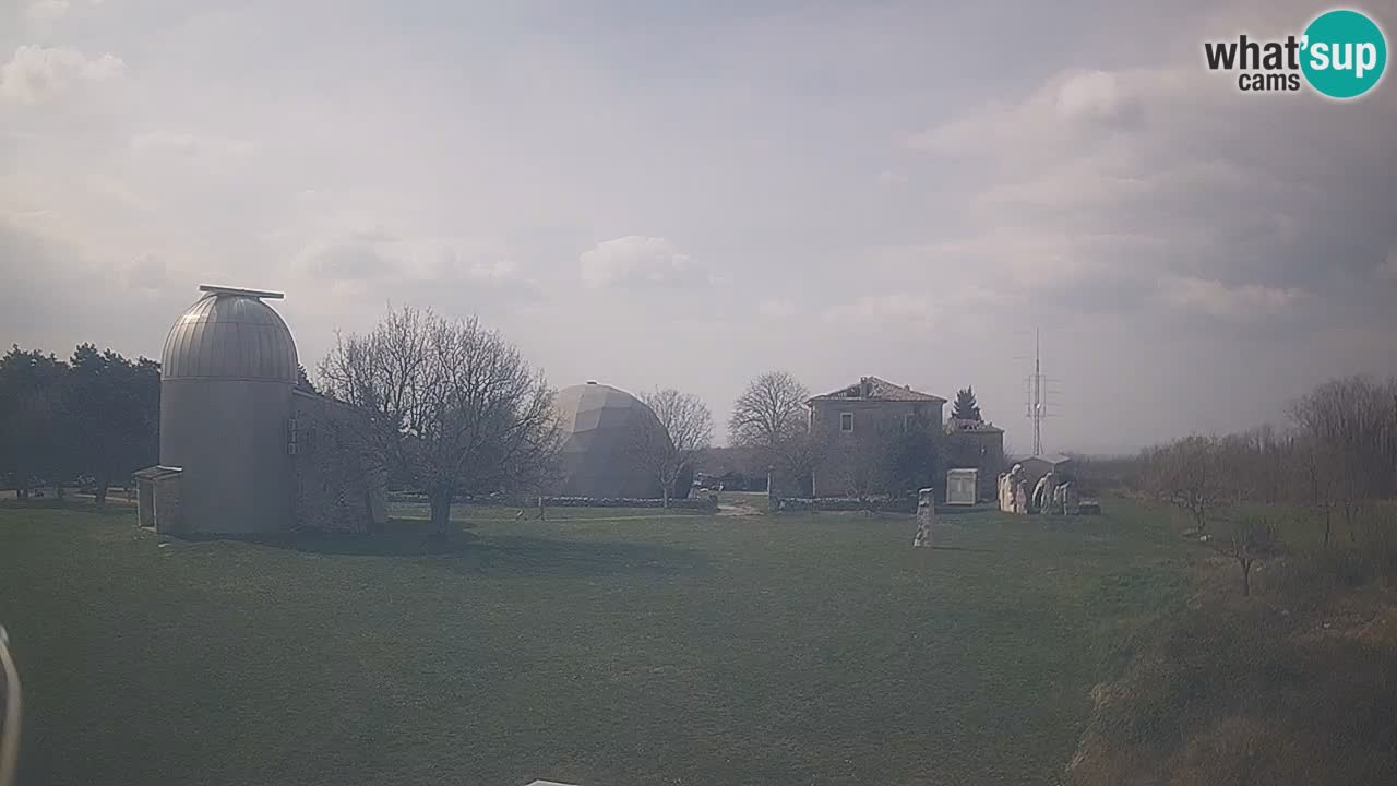 Višnjan Observatory Live Webcam – Explore the Sky, Asteroids, Comets, and Meteoroids