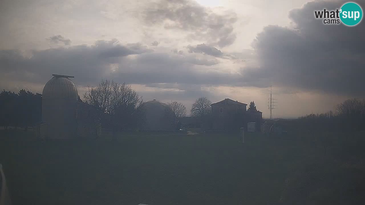 Observatorij Višnjan spletna kamera – Odkrivajte nebo, asteroide, komete in meteorite