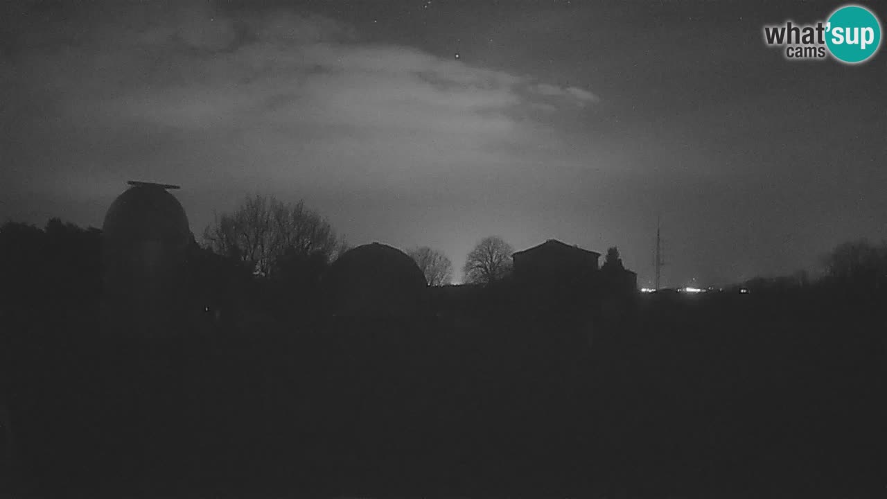 Višnjan-Observatorium Live Webcam – Explore the Sky, Asteroids, Comets, and Meteoroids