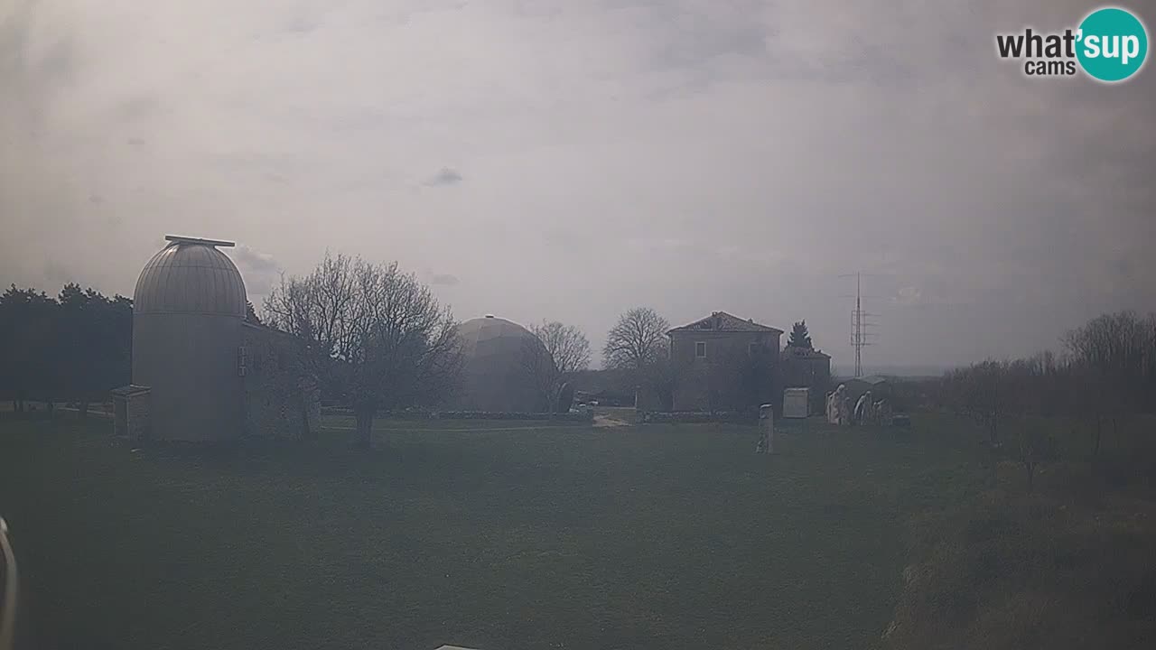 Višnjan Observatory Live Webcam – Explore the Sky, Asteroids, Comets, and Meteoroids