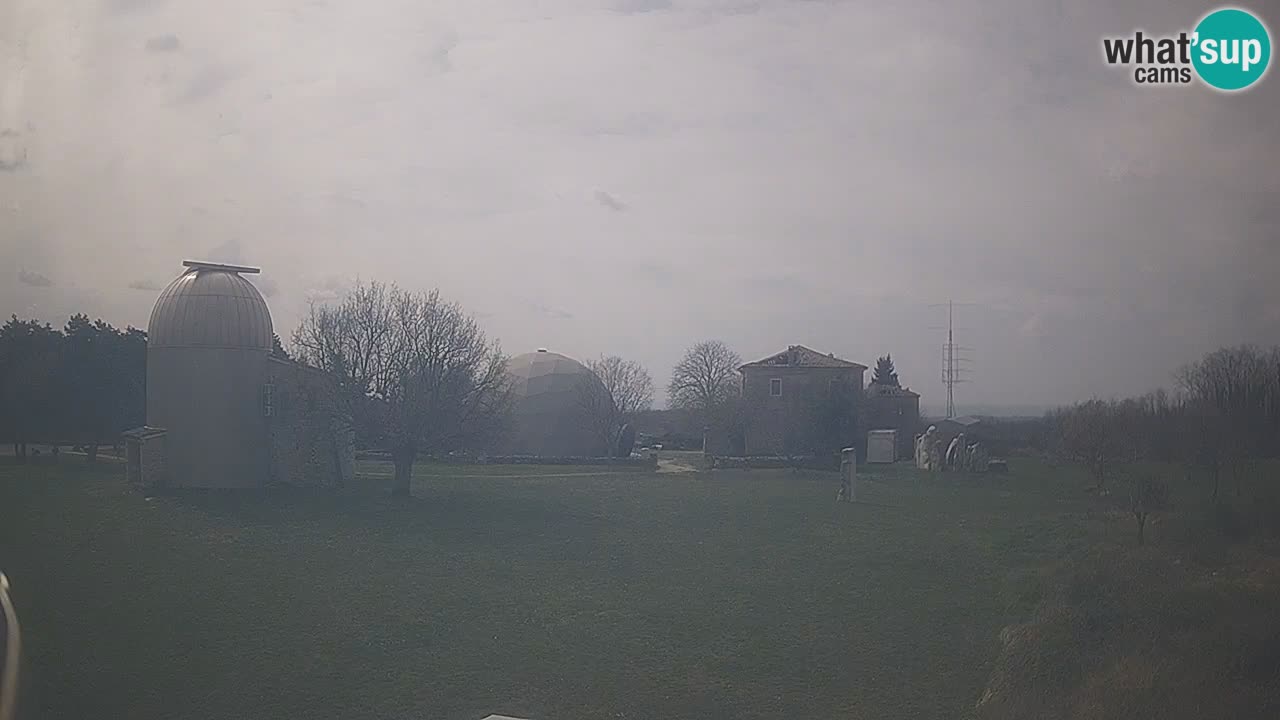 Višnjan Observatory Live Webcam – Explore the Sky, Asteroids, Comets, and Meteoroids