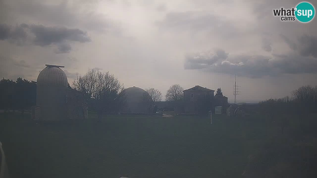 Višnjan Observatory Live Webcam – Explore the Sky, Asteroids, Comets, and Meteoroids