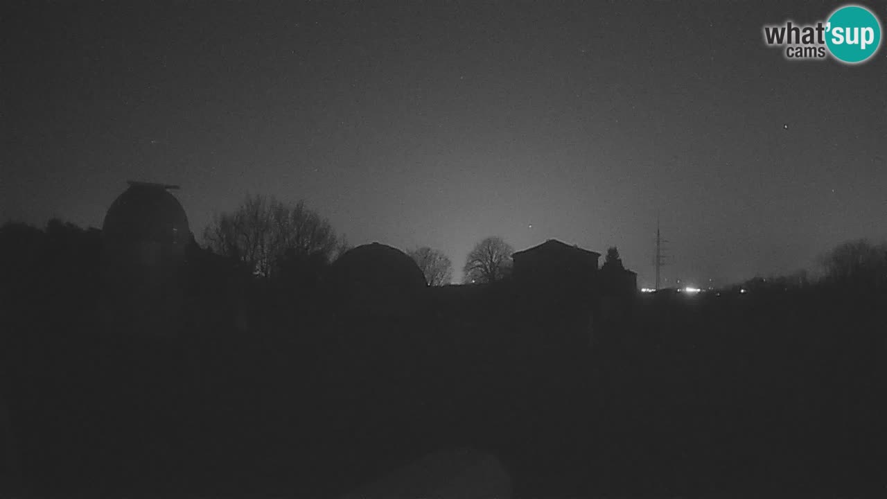 Cámara web en vivo del Observatorio de Višnjan: explora el cielo, los asteroides, cometas y meteoroides