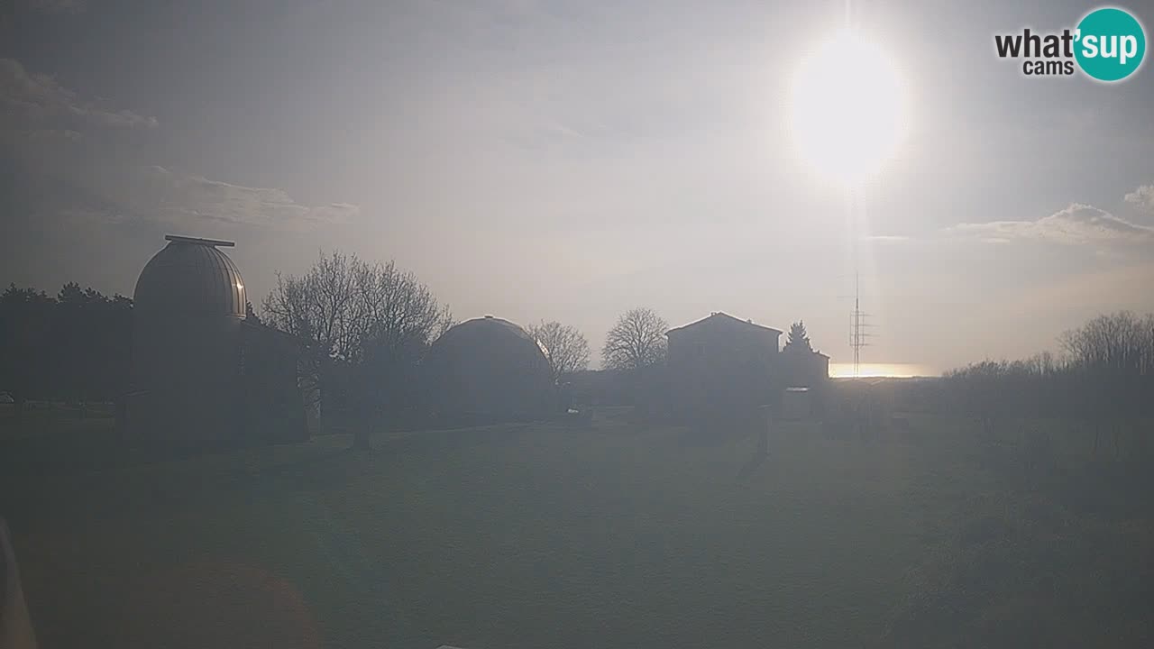 Višnjan Observatory Live Webcam – Explore the Sky, Asteroids, Comets, and Meteoroids