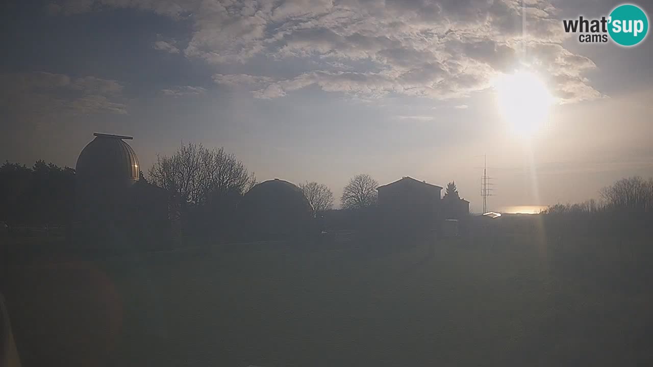 Višnjan Observatory Live Webcam – Explore the Sky, Asteroids, Comets, and Meteoroids