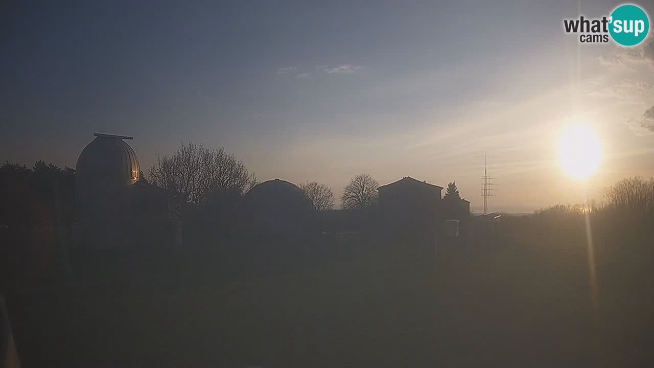 Višnjan Observatory Live Webcam – Explore the Sky, Asteroids, Comets, and Meteoroids