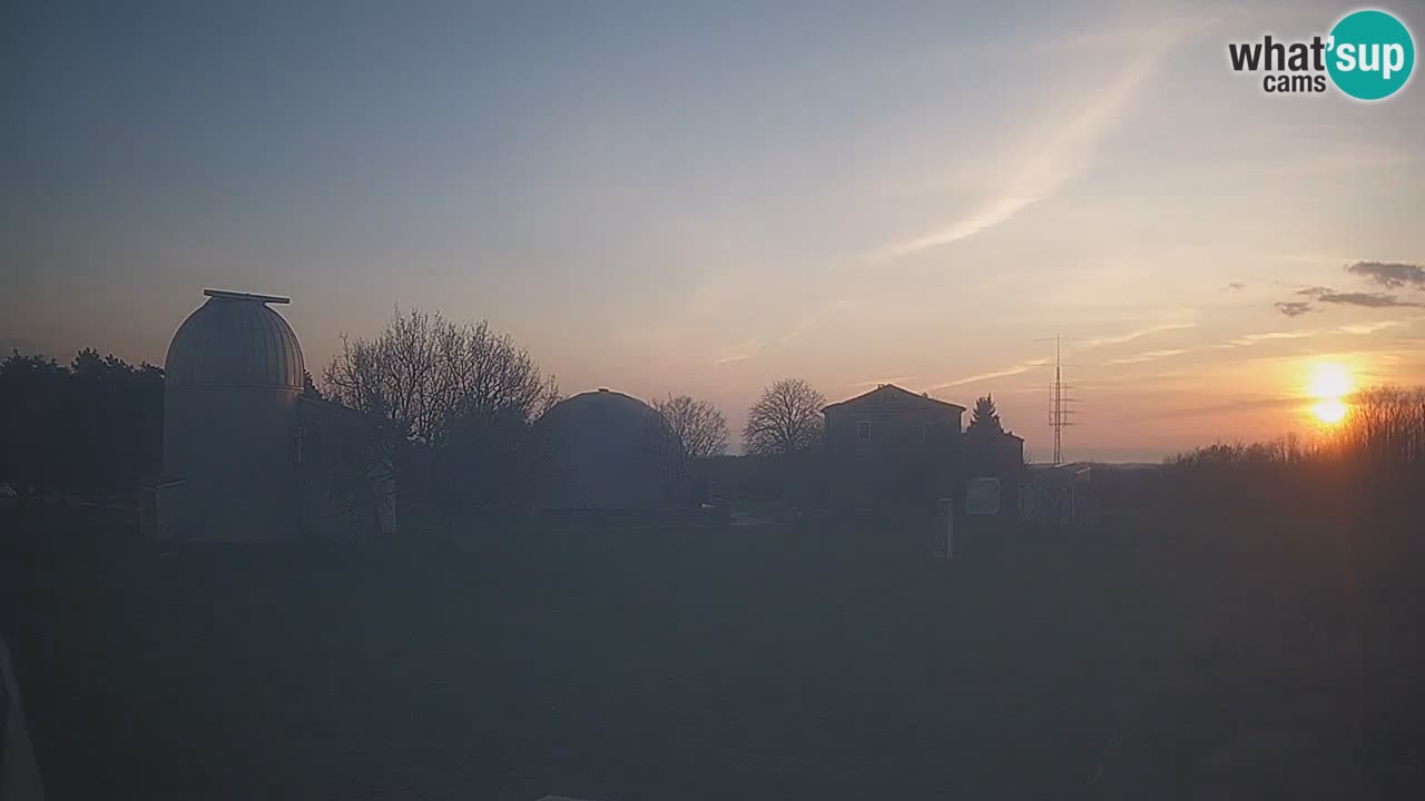 Višnjan Observatory Live Webcam – Explore the Sky, Asteroids, Comets, and Meteoroids