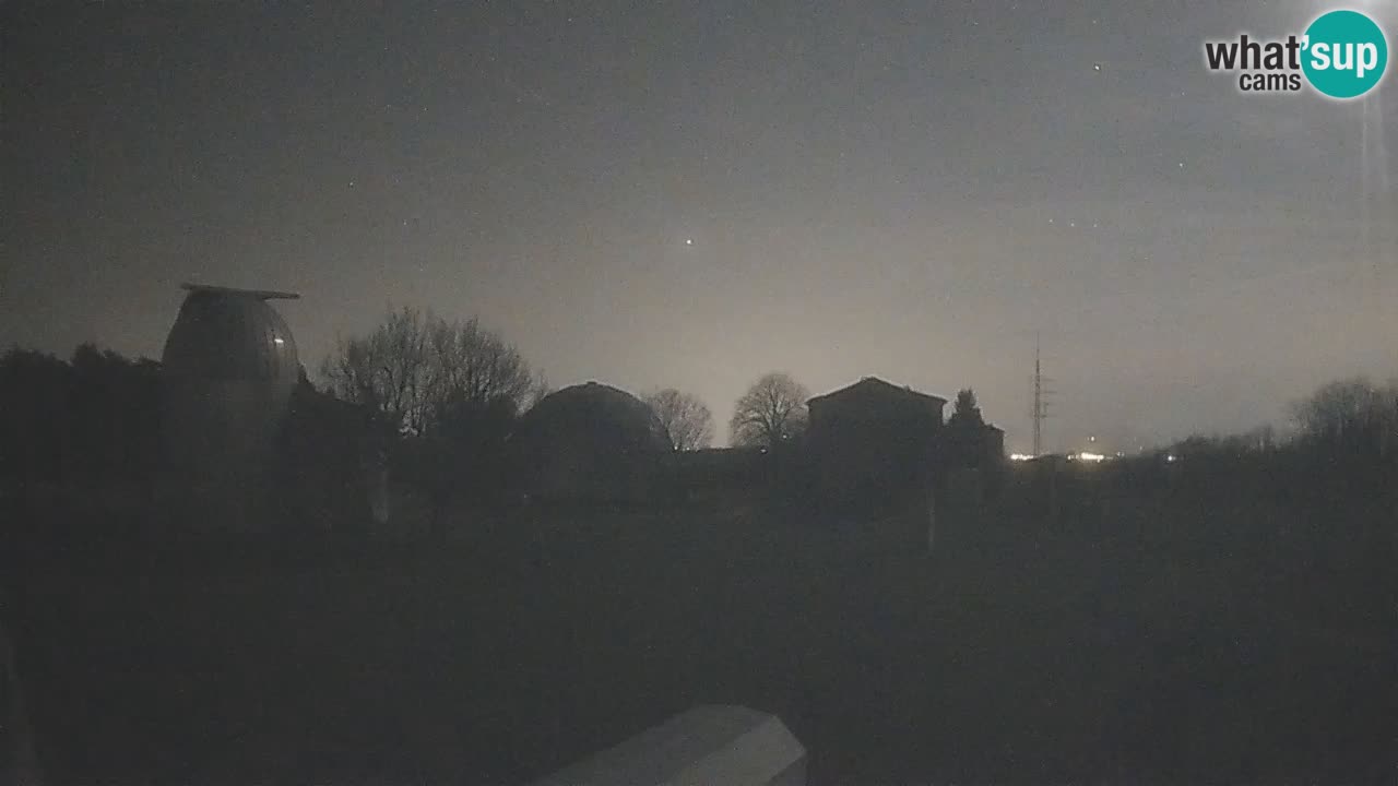 Observatorij Višnjan spletna kamera – Odkrivajte nebo, asteroide, komete in meteorite