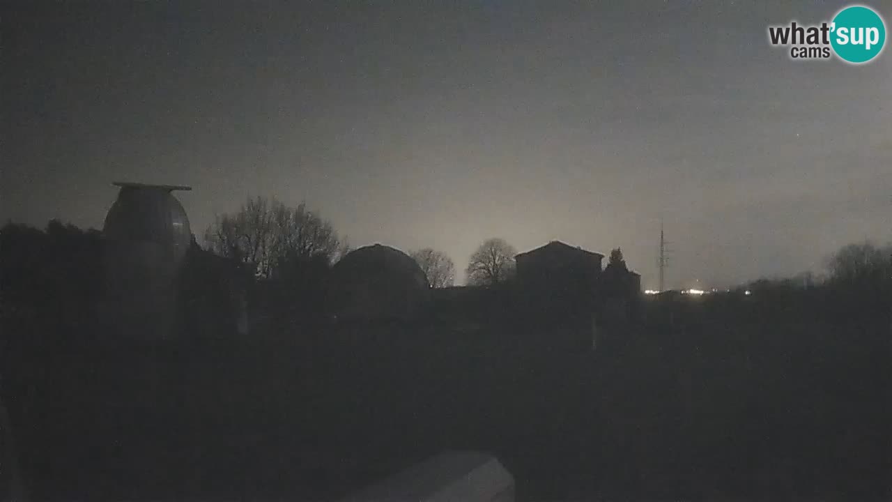 Observatorij Višnjan spletna kamera – Odkrivajte nebo, asteroide, komete in meteorite