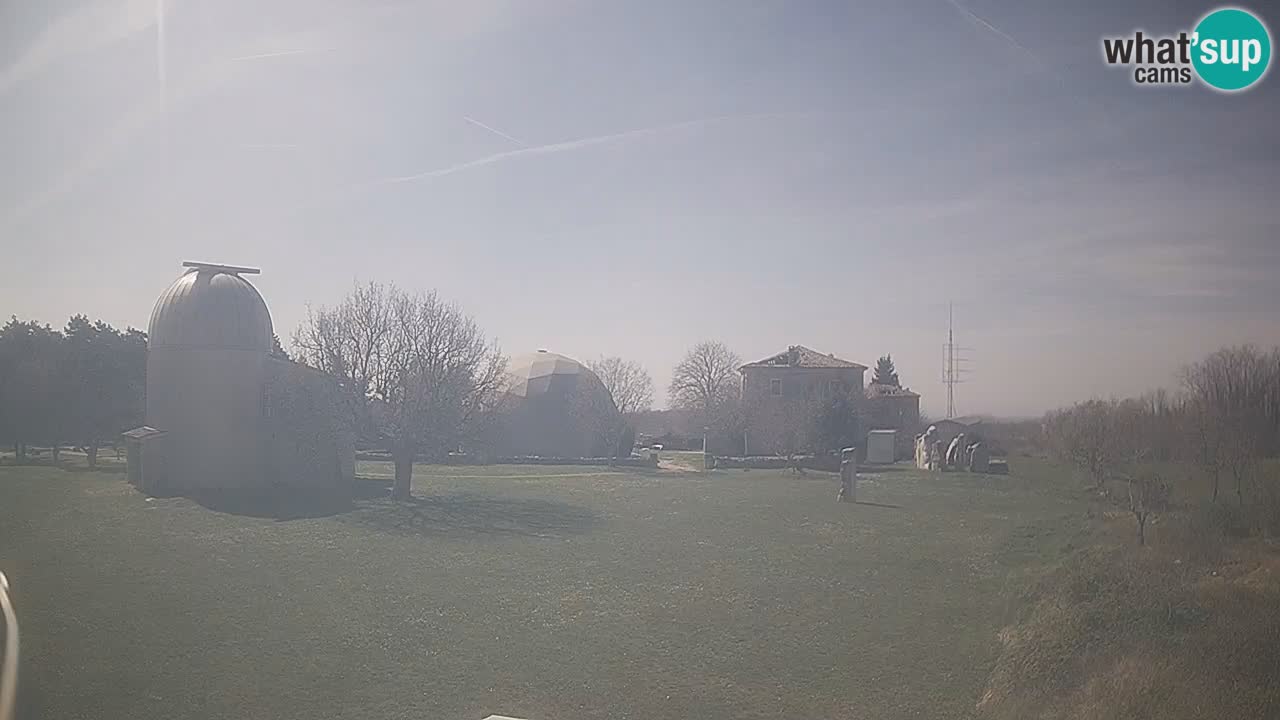 Višnjan Observatory Live Webcam – Explore the Sky, Asteroids, Comets, and Meteoroids