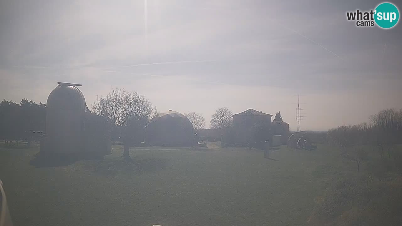 Observatorij Višnjan spletna kamera – Odkrivajte nebo, asteroide, komete in meteorite