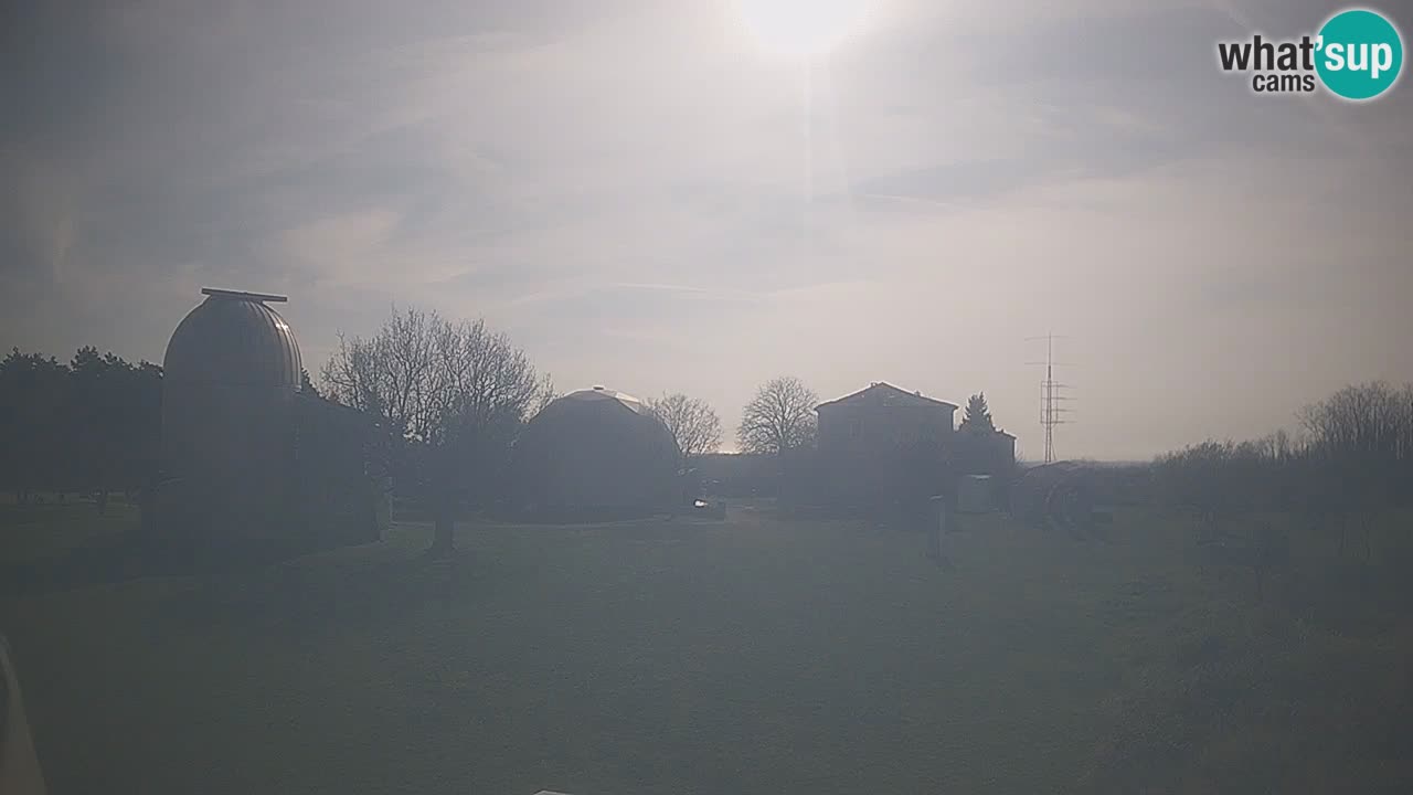 Cámara web en vivo del Observatorio de Višnjan: explora el cielo, los asteroides, cometas y meteoroides