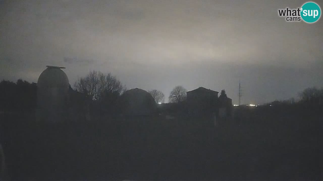 Višnjan-Observatorium Live Webcam – Explore the Sky, Asteroids, Comets, and Meteoroids