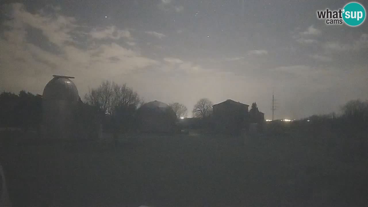 Observatorij Višnjan spletna kamera – Odkrivajte nebo, asteroide, komete in meteorite