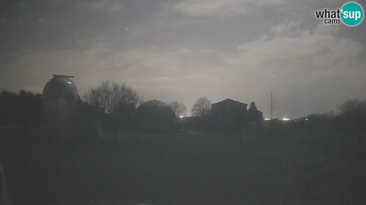 Webcam en direct de l’Observatoire de Višnjan – Explorez le ciel, les astéroïdes, les comètes et les météoroïdes