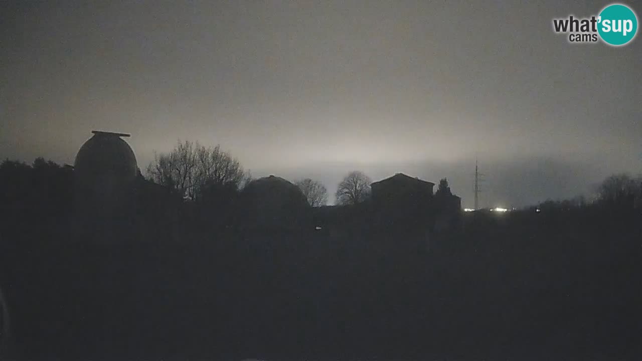 Cámara web en vivo del Observatorio de Višnjan: explora el cielo, los asteroides, cometas y meteoroides
