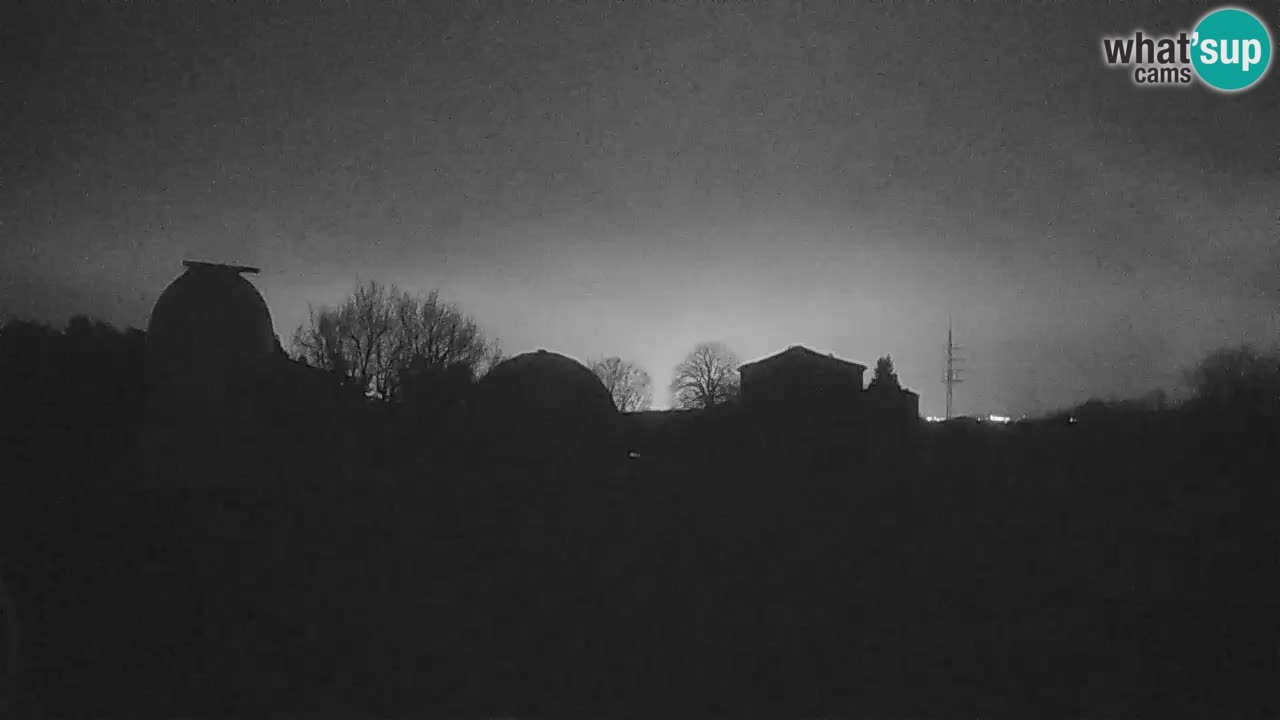 Višnjan Observatory Live Webcam – Explore the Sky, Asteroids, Comets, and Meteoroids