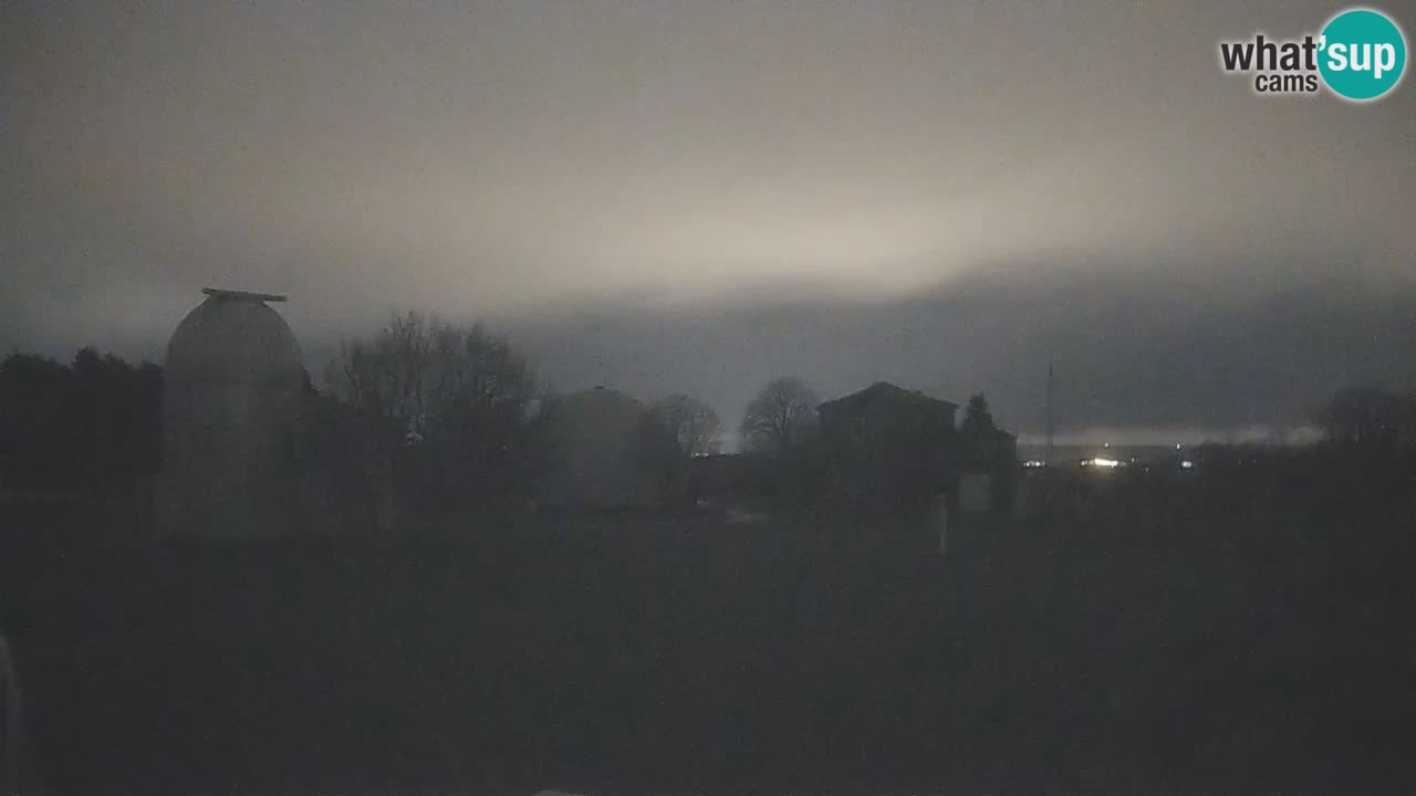 Observatorij Višnjan spletna kamera – Odkrivajte nebo, asteroide, komete in meteorite