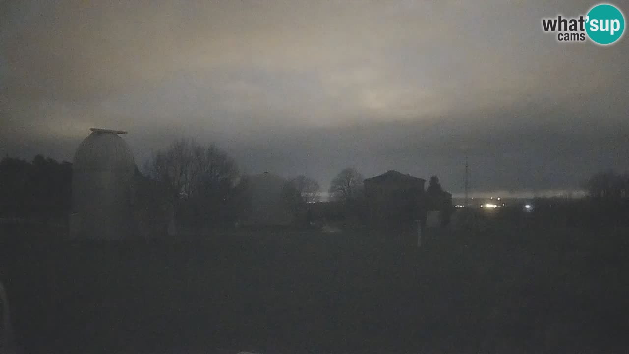 Cámara web en vivo del Observatorio de Višnjan: explora el cielo, los asteroides, cometas y meteoroides