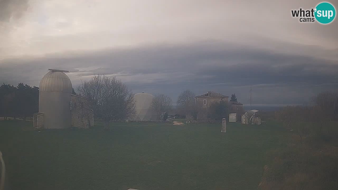 Višnjan Opservatorij uživo preko web kamere – Istražite nebo, asteroide, komete i meteorite