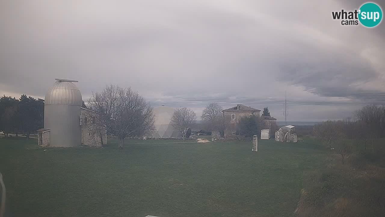 Višnjan Observatory Live Webcam – Explore the Sky, Asteroids, Comets, and Meteoroids