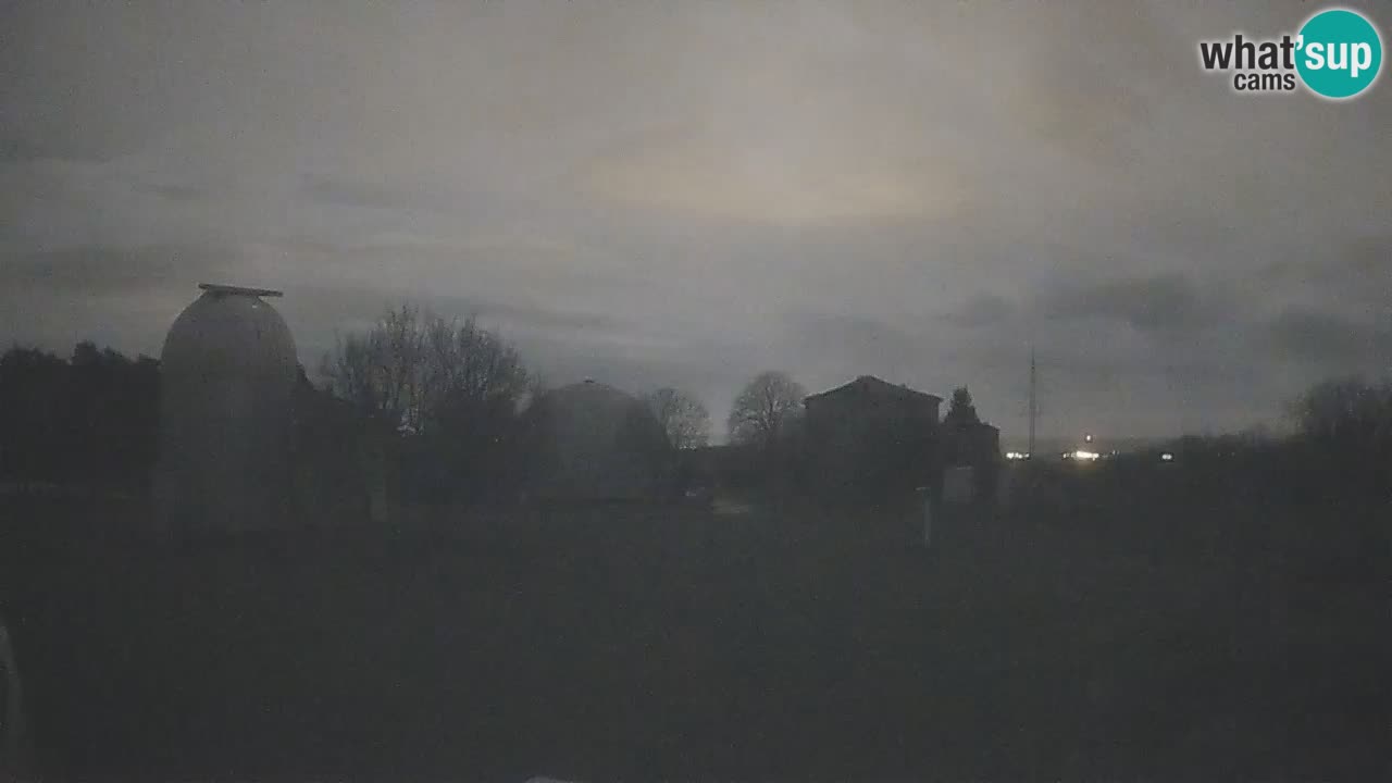 Višnjan-Observatorium Live Webcam – Explore the Sky, Asteroids, Comets, and Meteoroids