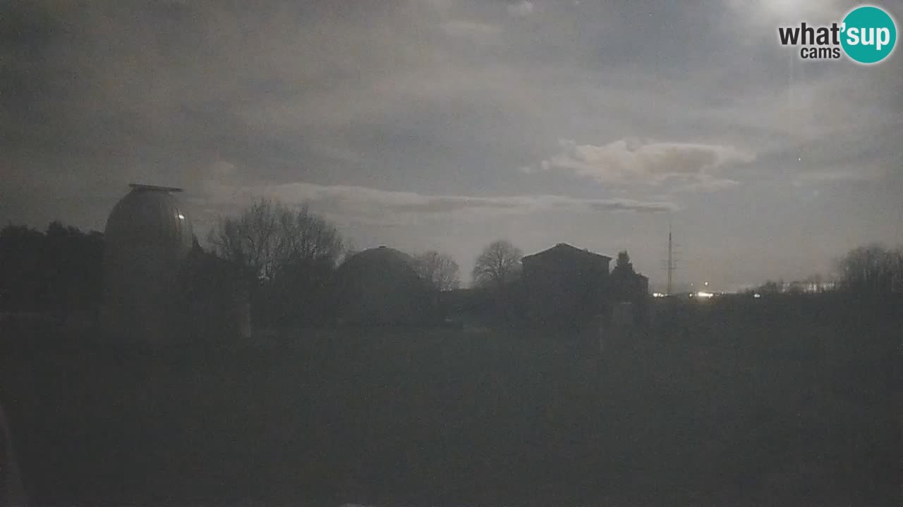 Observatorij Višnjan spletna kamera – Odkrivajte nebo, asteroide, komete in meteorite