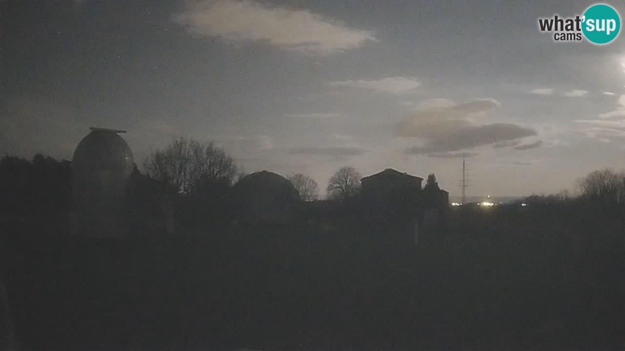 Višnjan-Observatorium Live Webcam – Explore the Sky, Asteroids, Comets, and Meteoroids