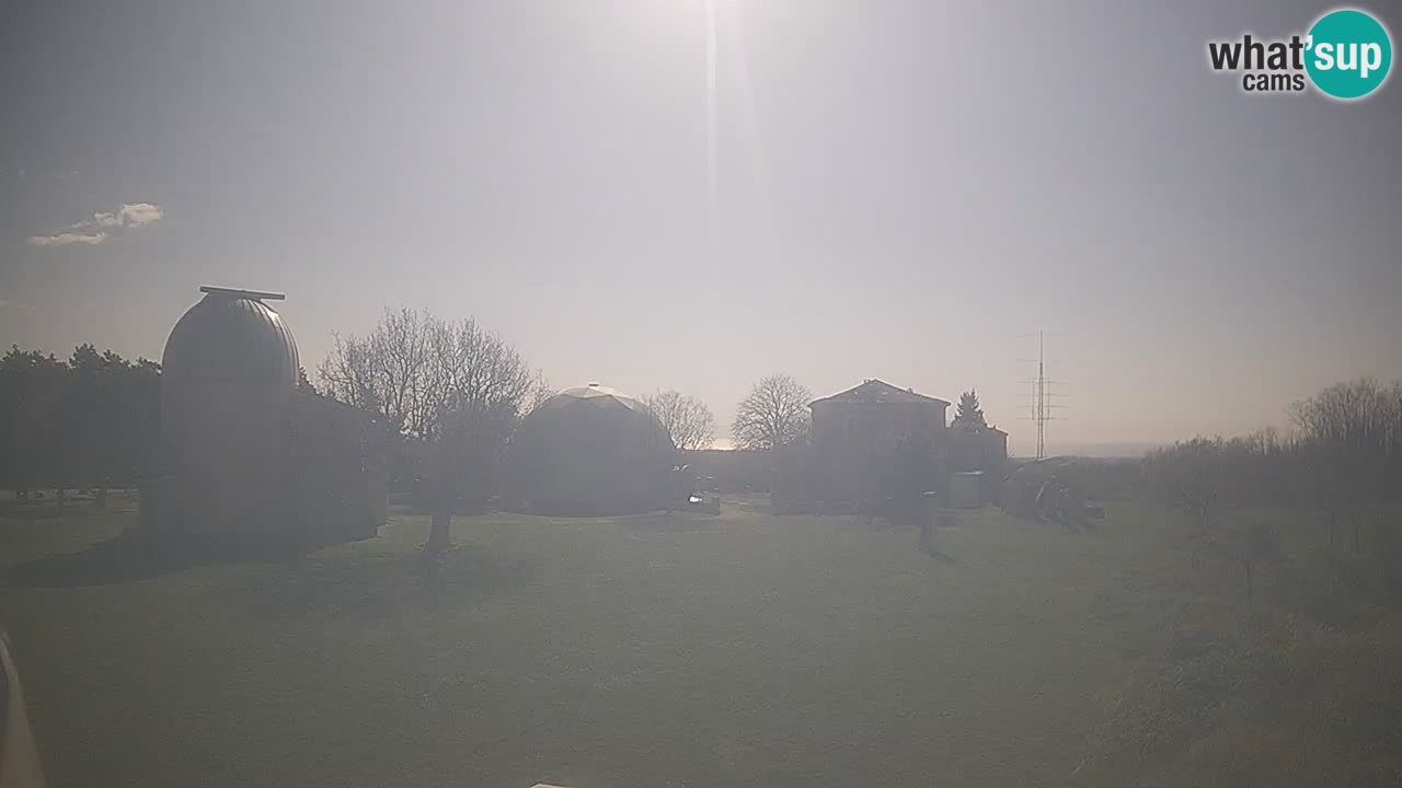 Višnjan Observatory Live Webcam – Explore the Sky, Asteroids, Comets, and Meteoroids