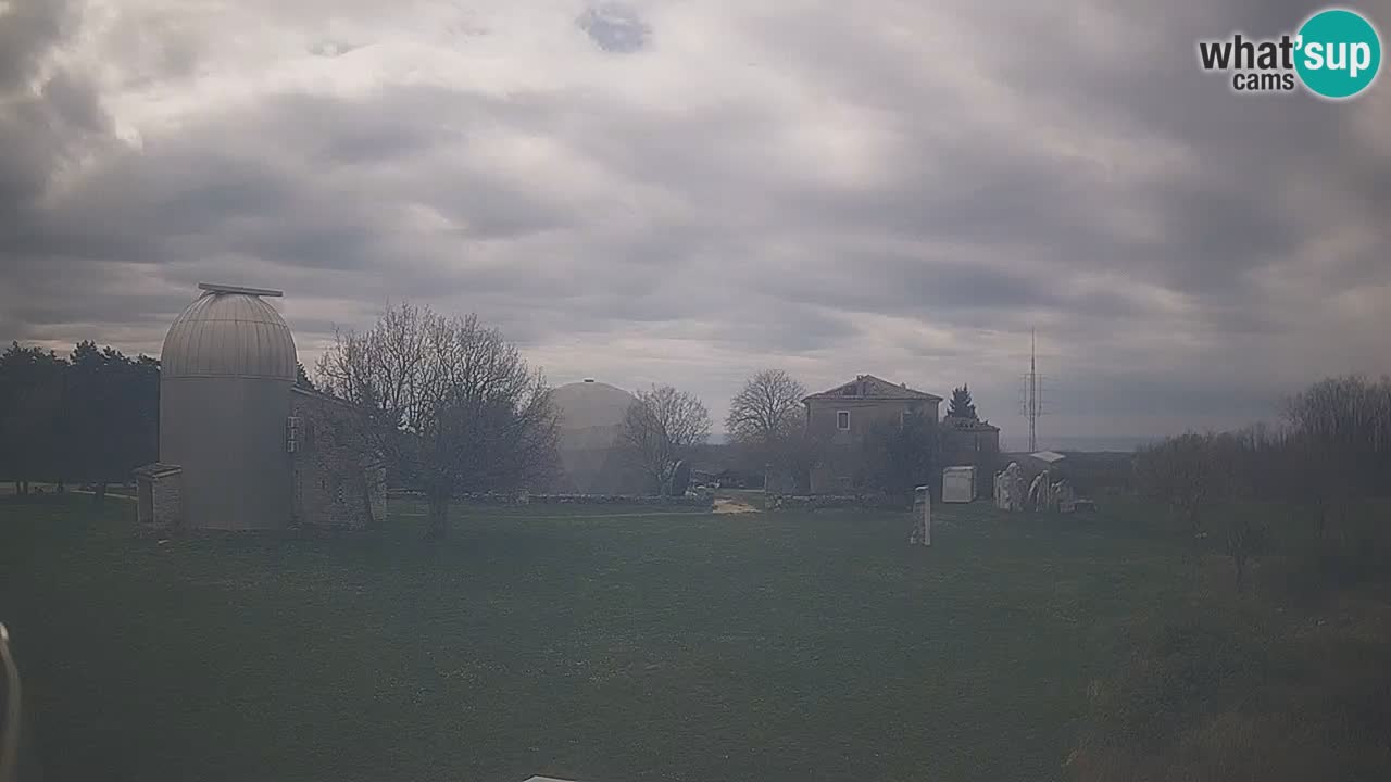 Višnjan Observatory Live Webcam – Explore the Sky, Asteroids, Comets, and Meteoroids