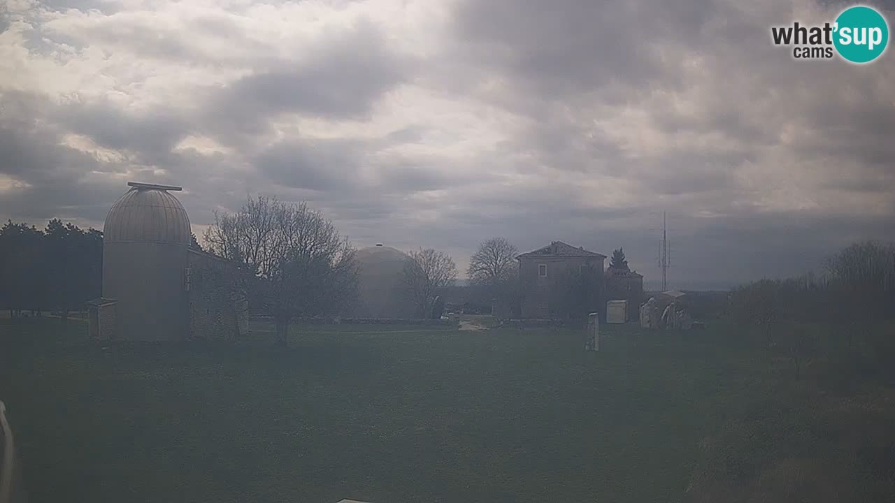 Višnjan Observatory Live Webcam – Explore the Sky, Asteroids, Comets, and Meteoroids