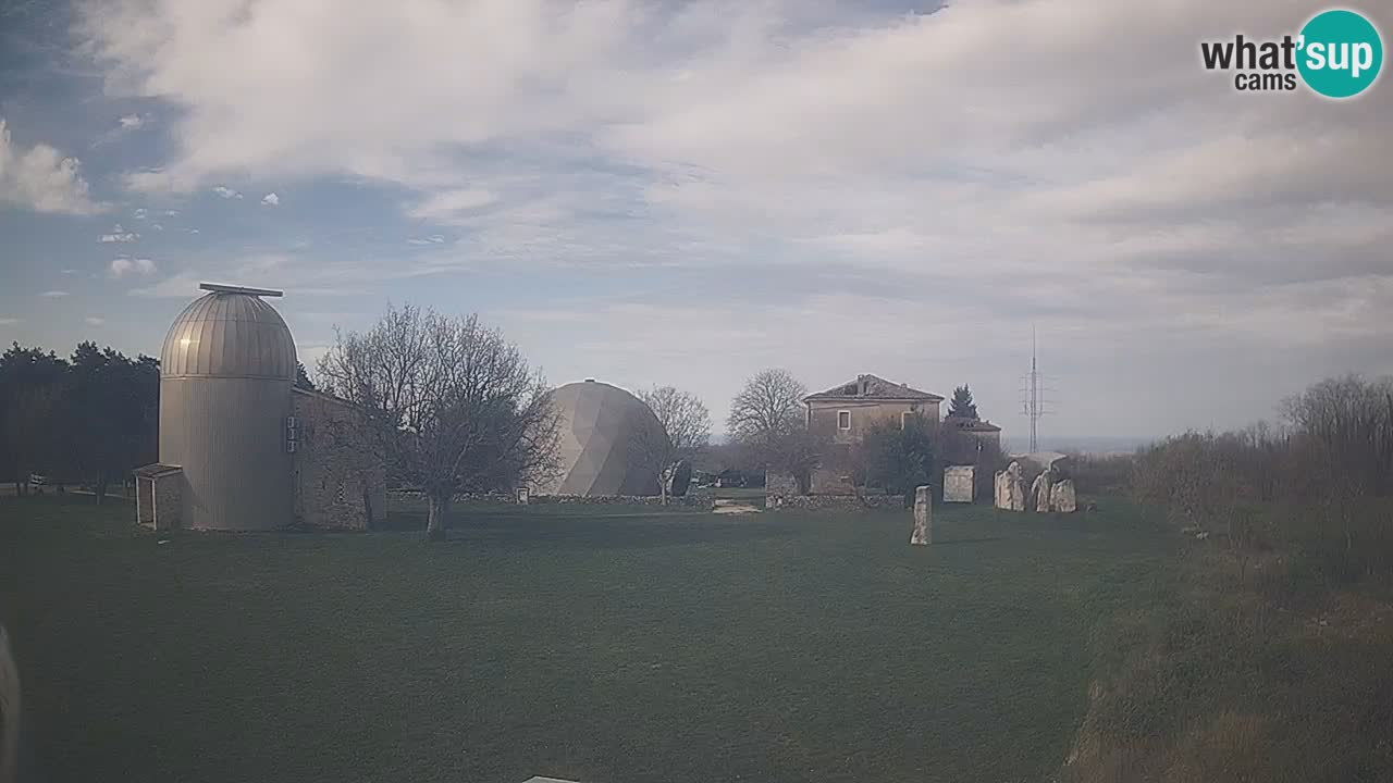 Višnjan Observatory Live Webcam – Explore the Sky, Asteroids, Comets, and Meteoroids