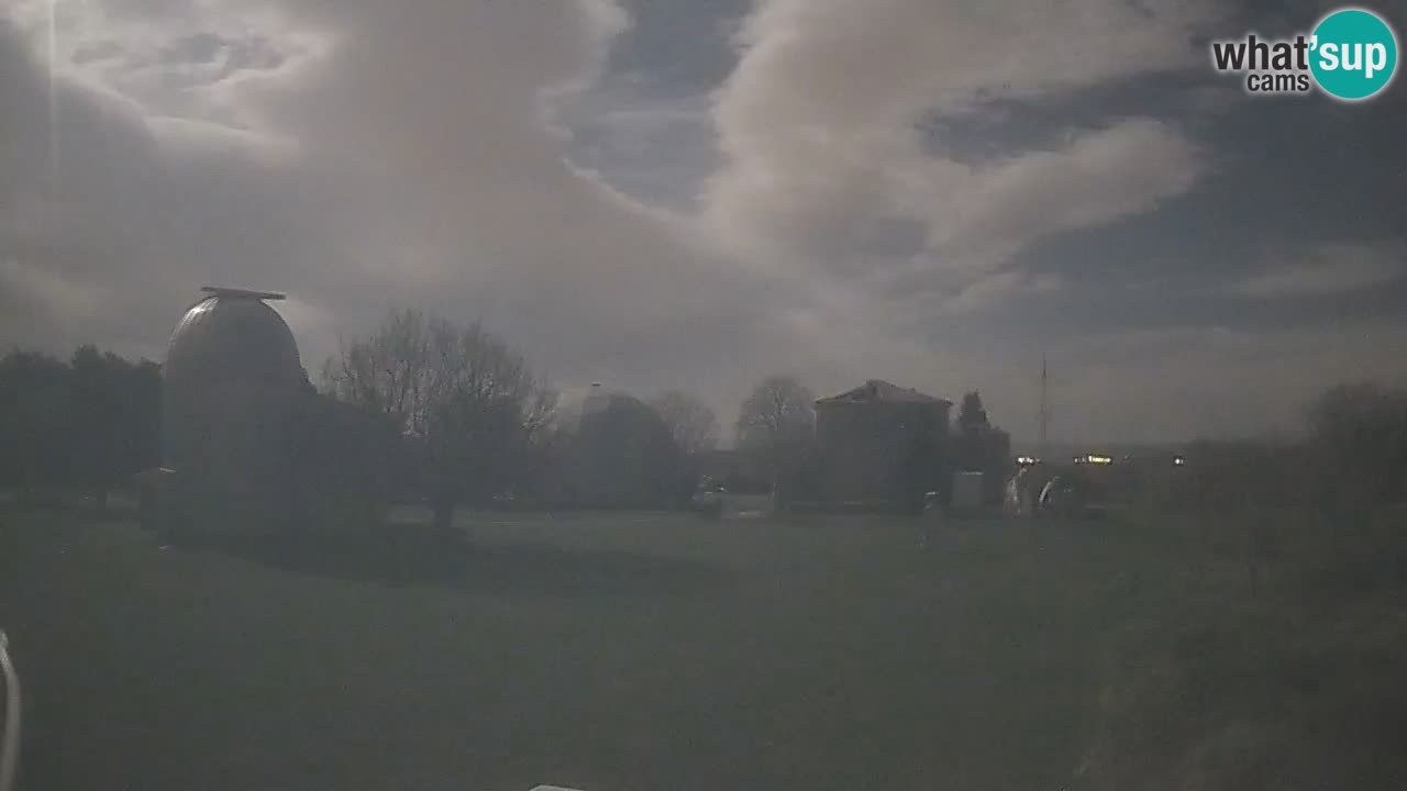 Višnjan-Observatorium Live Webcam – Explore the Sky, Asteroids, Comets, and Meteoroids