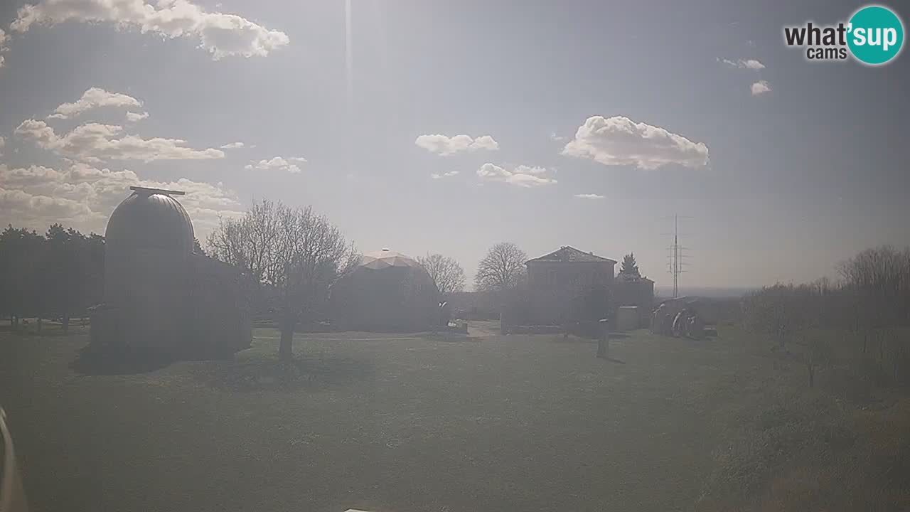 Višnjan-Observatorium Live Webcam – Explore the Sky, Asteroids, Comets, and Meteoroids