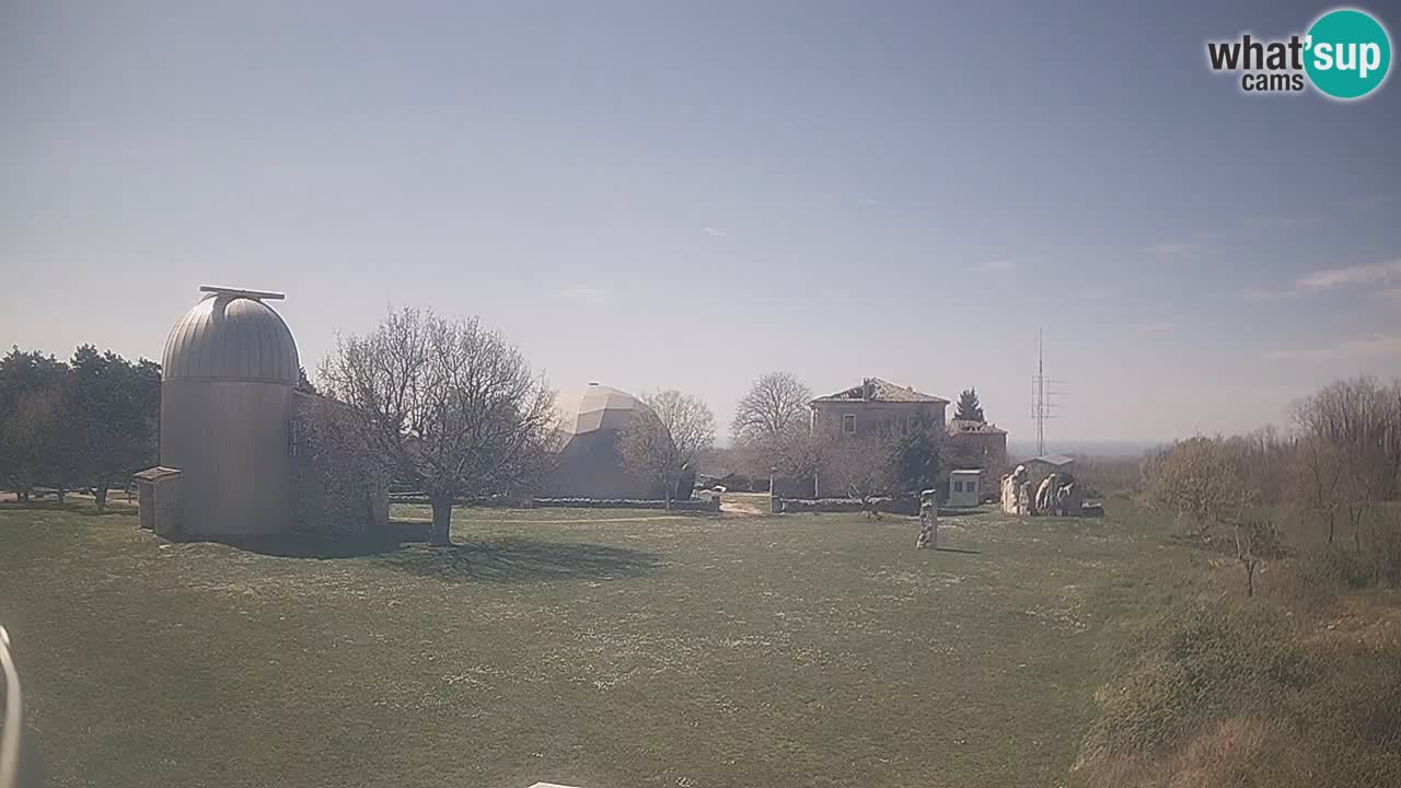 Višnjan Observatory Live Webcam – Explore the Sky, Asteroids, Comets, and Meteoroids