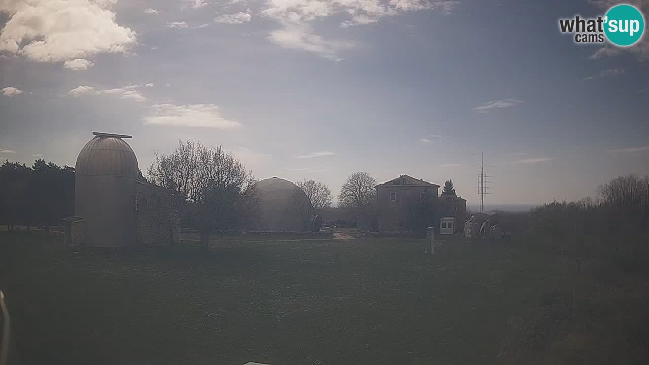 Observatorij Višnjan spletna kamera – Odkrivajte nebo, asteroide, komete in meteorite