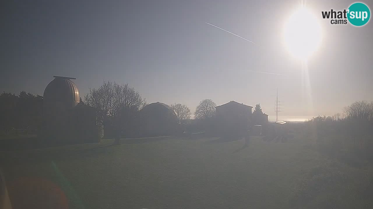 Višnjan Observatory Live Webcam – Explore the Sky, Asteroids, Comets, and Meteoroids